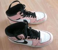 Jordan 1 Mid pink Quartz in Größe 38. Schleswig-Holstein - Flensburg Vorschau