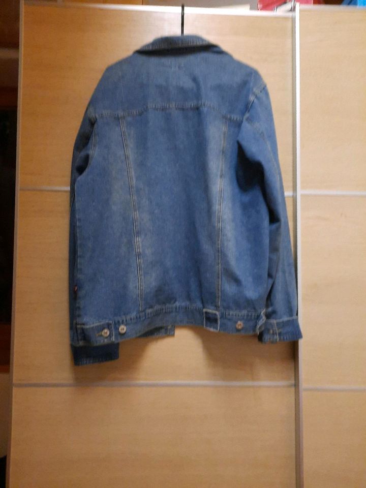 Jeansjacke Jacke  Herren Gr.L in Andernach