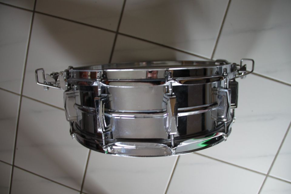 Ludwig Super Sensitive Snare 14" x 5", 70er Jahre in Bad Schönborn