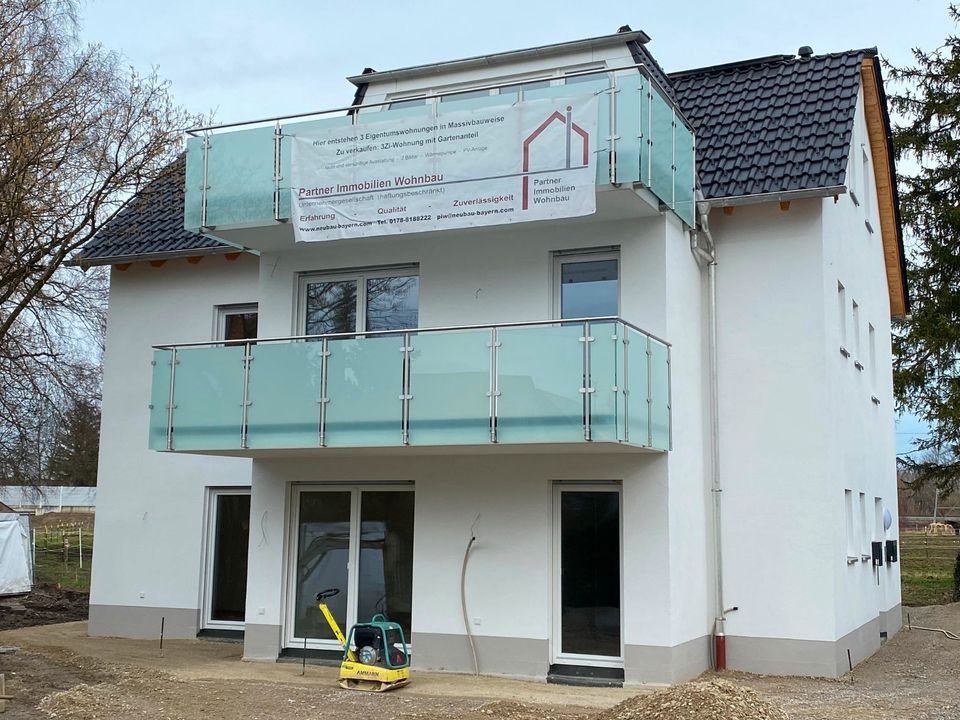 Neubau 3-Zimmer-ETW mit Sonnenbalkon in 3 Fam.-Haus im Grünen und doch zentral mit Luft-Wasser-Wärmepumpe und Photovoltaikanlage zur Stromerzeugung in München