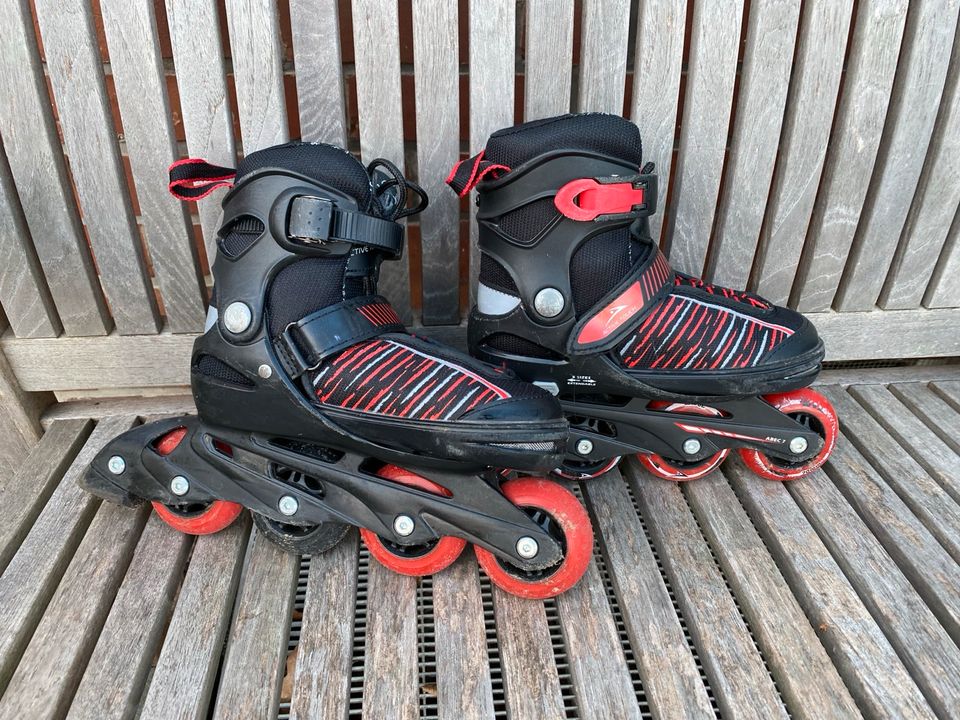 Inline Skates Kinder verstellbar Größe 29-33 rot in Hamburg