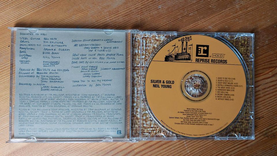 Neil Young verschiedene CDs jeweils 15 € inklusive Versandkosten in Bad Neustadt a.d. Saale