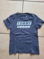 Tommy hilfiger Thirt Gr.140 blau Sachsen-Anhalt - Burg Vorschau