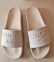 Gucci Badesandalen Gr. 44 (neuwertig) Bayern - Eggenfelden Vorschau
