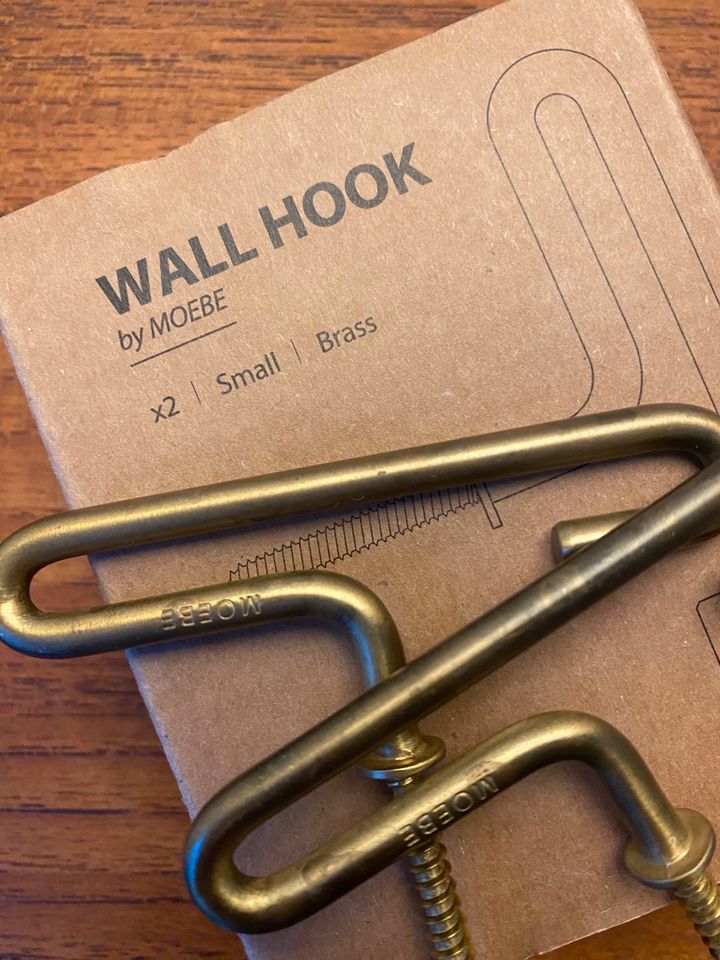 Wall Hook Brass Messing Moebe Haken Garderobe Design in Köln
