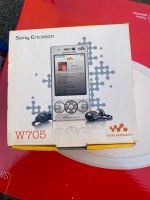 Sony Ericsson W 705 komplett mit Zubehör Sachsen-Anhalt - Lieskau Vorschau