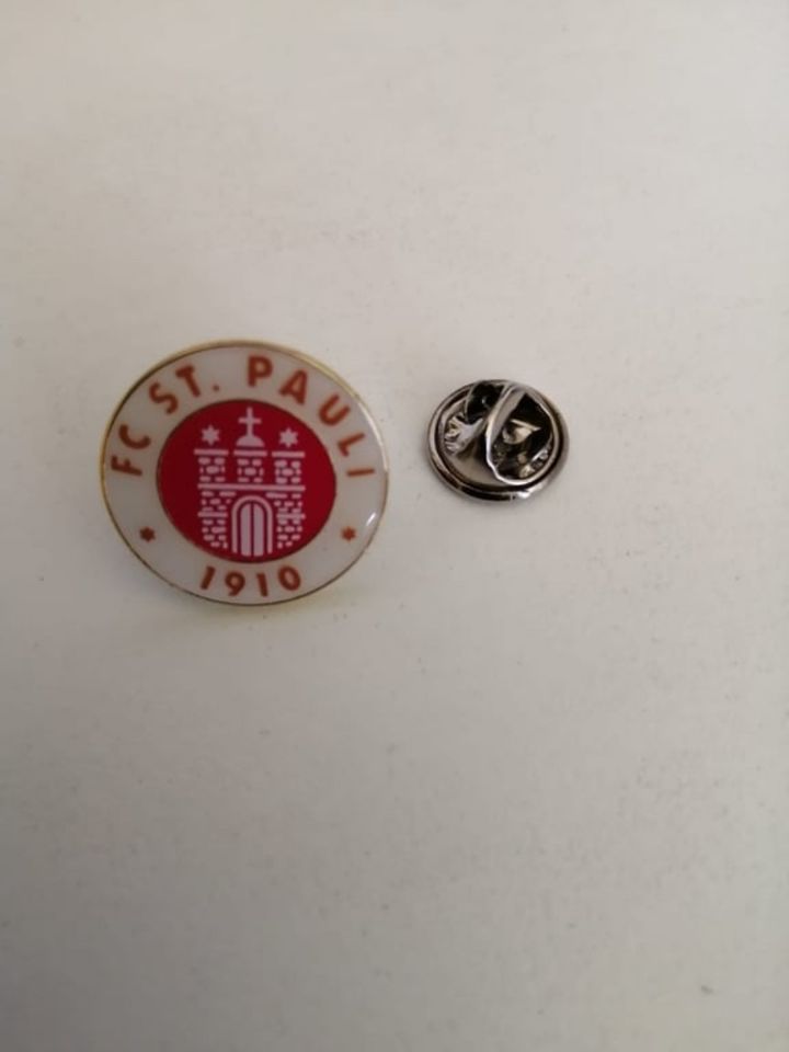 FC ST.Pauli Pin  6€ Festpreis in Norderstedt