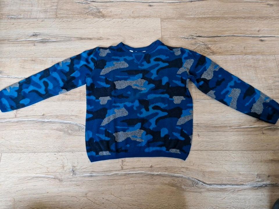 Pullover, blau, Camouflage, Gr.128/134 in Wutha-Farnroda