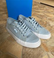 Neue originale DC Schuhe hellblau Gr. 40 - UNGETRAGEN! Bayern - Vohburg an der Donau Vorschau