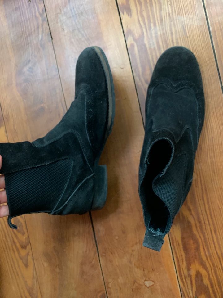 Chelsea Boots schwarz 41 Belmondo Görtz Wildleder in Hamburg