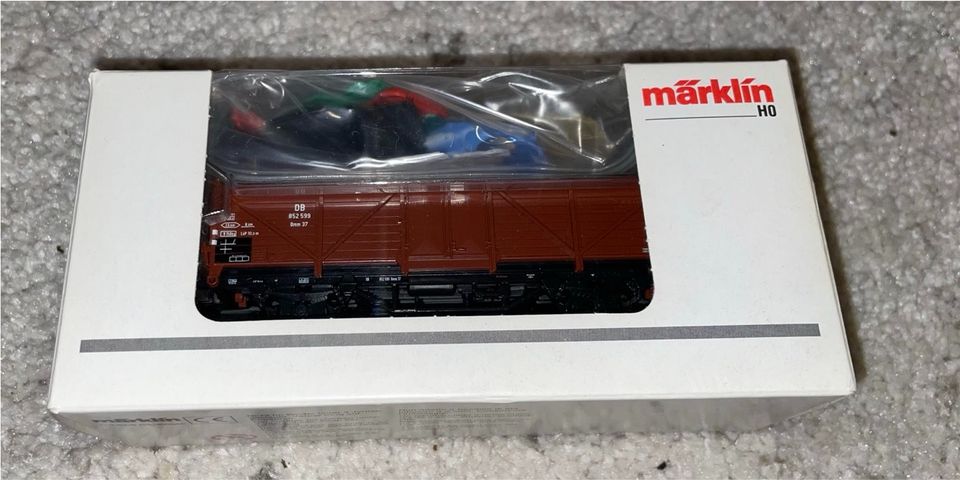 UNBESPIELT Märklin H0 46035 - offener Güterwagen mit Ladung in Henstedt-Ulzburg