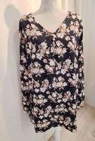 Bluse schwarz/bunt Gr. 52/54 von Shein Baden-Württemberg - Calw Vorschau