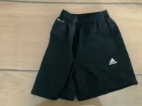 Adidas Shorts 152 schwarz Mädchen mit Taschen Climalite Hose kurz Bayern - Tirschenreuth Vorschau