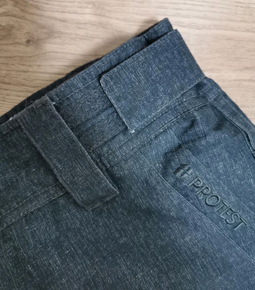 Protest Kinder Skihose Fallon Jr. 176 Jeans-Look in Mönchengladbach