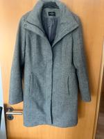 Grauer Mantel Jacke kurzer Wintermantel von C&A, Gr. 38 Hessen - Herborn Vorschau