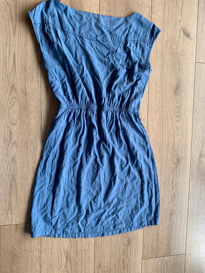 Leichtes Sommerkleid edc 36 in Warburg