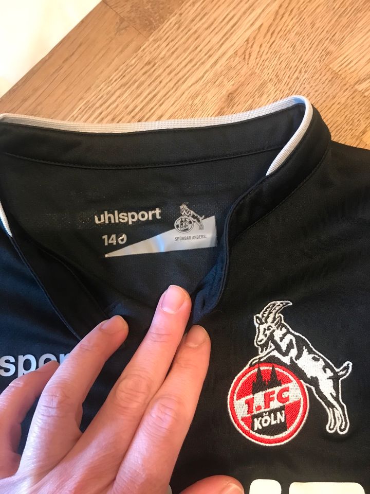 Trikot vom 1.FC Köln in Sankt Augustin