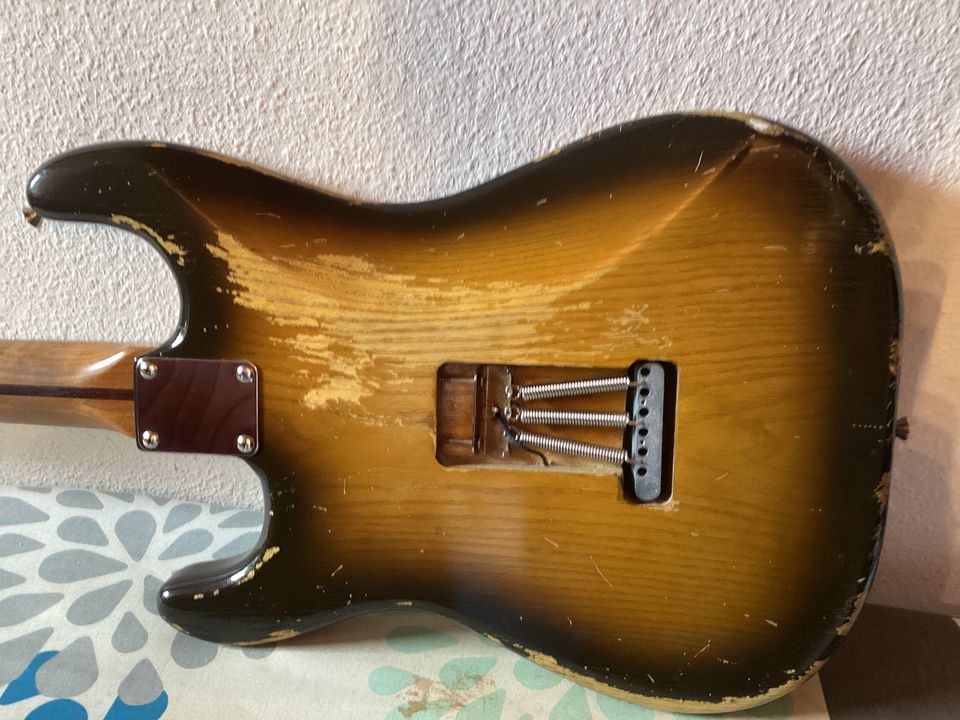 Freakaster Vintage 57 Stratocaster Reissue fender string in Braunschweig