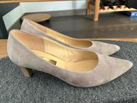 Pumps Gabor Wildleder beige Gr. 39 (6,5) neuwertig Nordrhein-Westfalen - Witten Vorschau