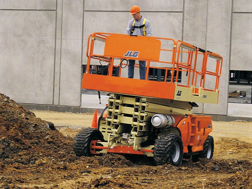 Arbeitsbühne Scherenbühne JLG 260 MRT, 10m Diesel 4×4 Mieten 55 €* netto/Tag in Heusenstamm