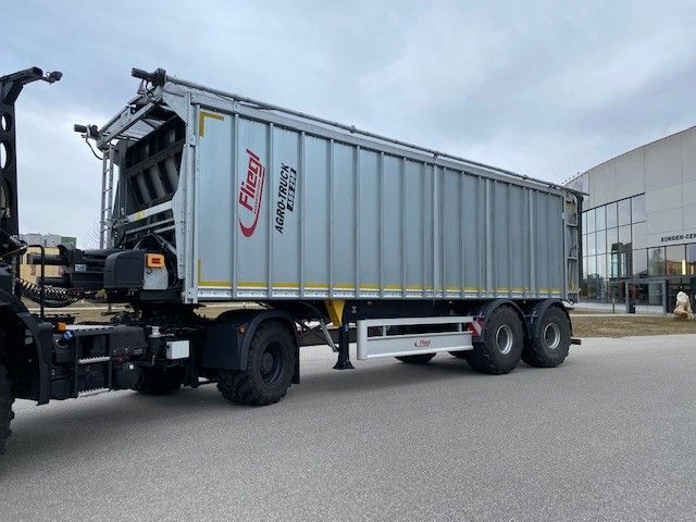 Fliegl ASS 298 Agro Truck Abschiebewagen in Mühldorf a.Inn