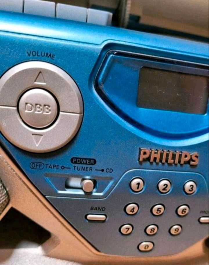 Philips AZ1510 - CD Spieler - Radio - Kassettenspieler in Moers