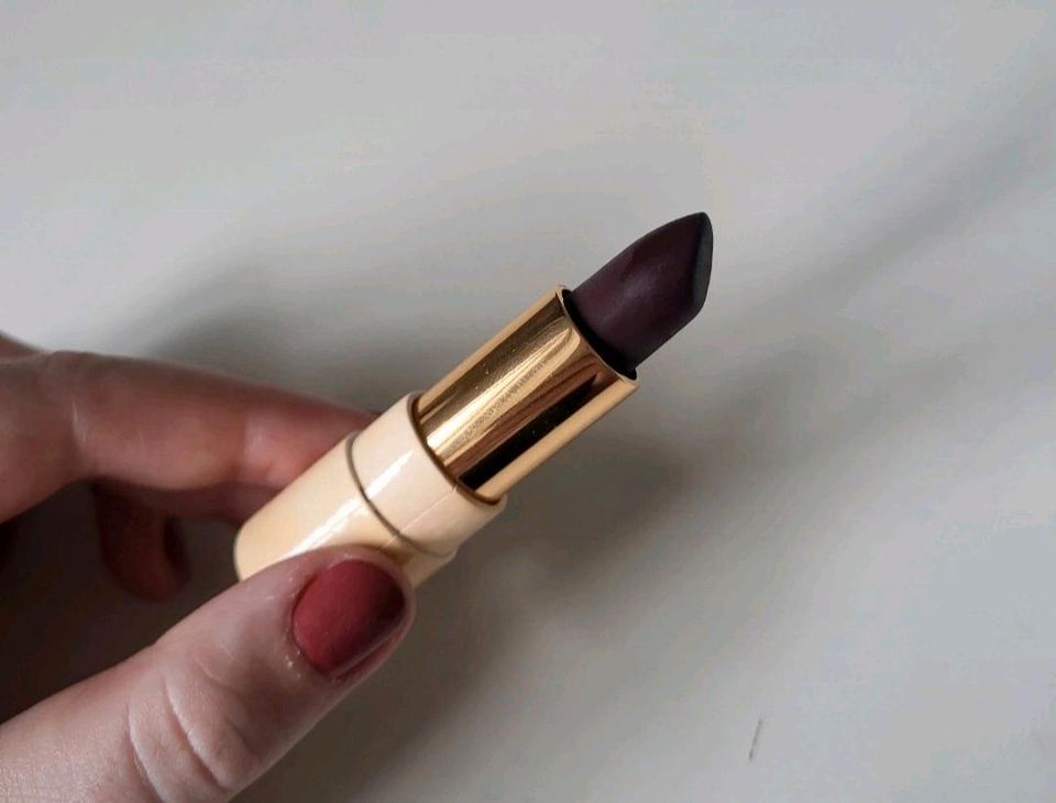 Lila Lippenstift von Terra Naturi in Reken