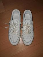 Adidas Sportschuhe, Gr. 10 1/2 Bayern - Schlüsselfeld Vorschau