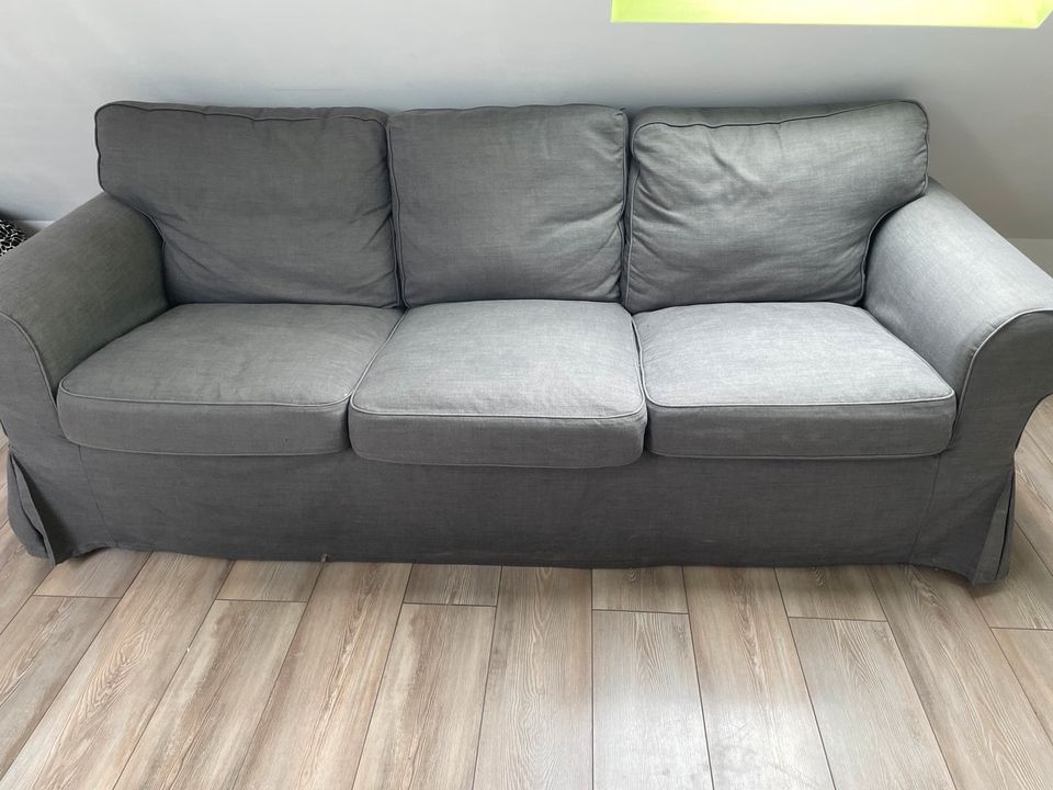 Couch in grau in Ludwigshafen