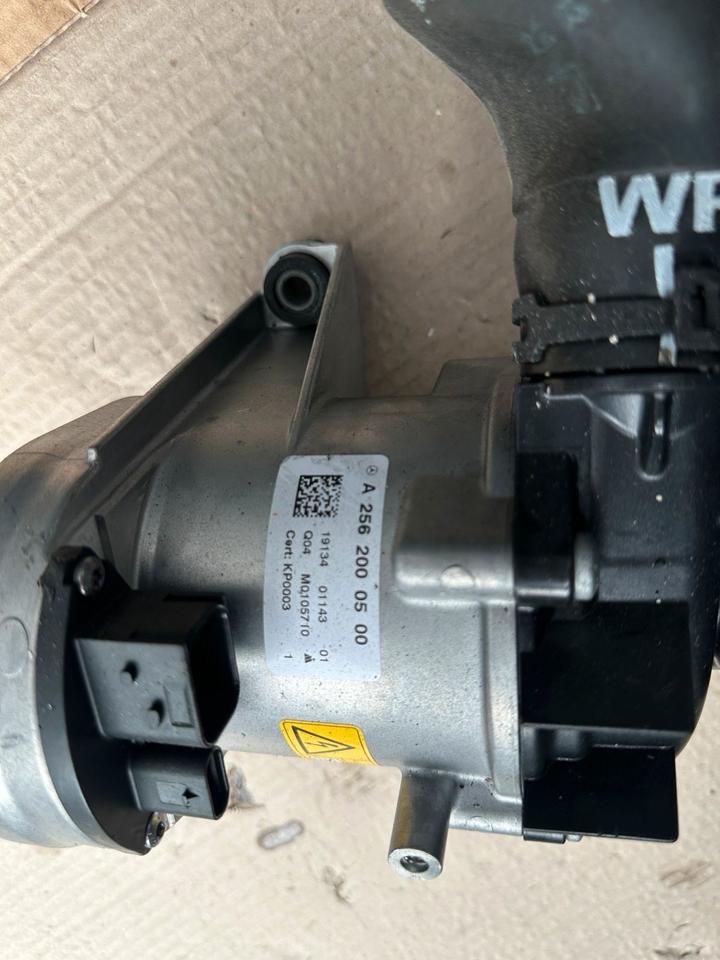 Mercedes NEU Wasserpumpe M256 A2562000500 inkl. A2560105800 in Remscheid