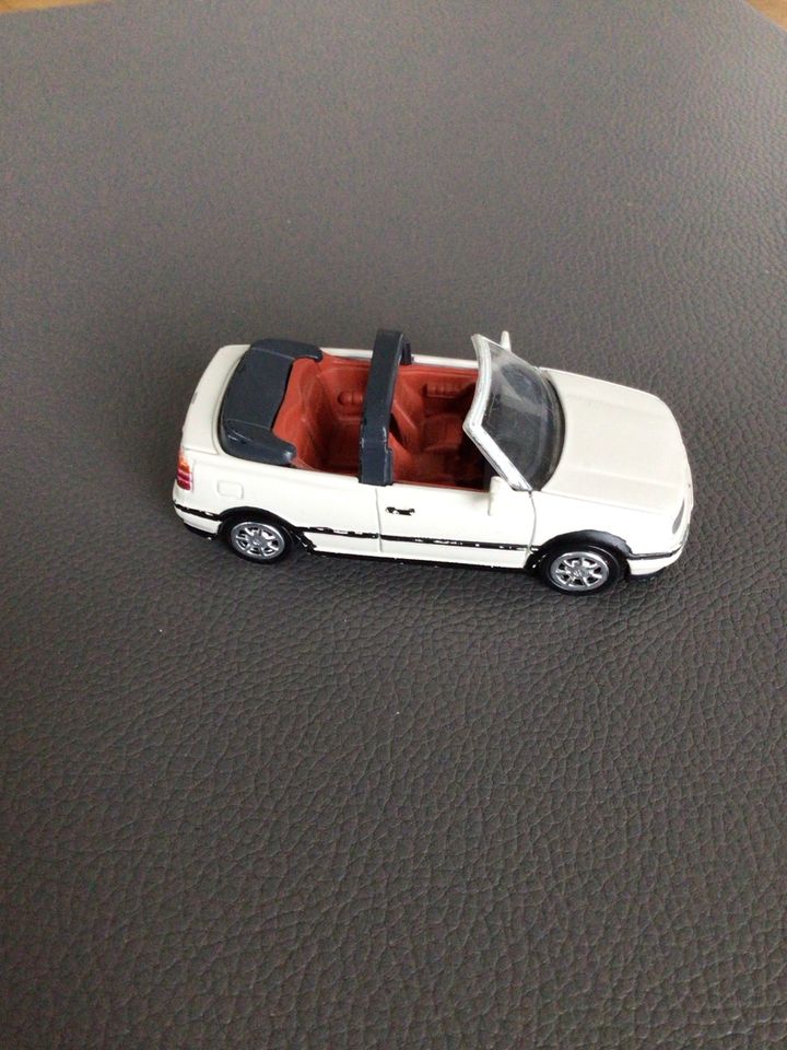 Volkswagen Golf Cabriolet 993 / 1:43 /1997 in Sulingen