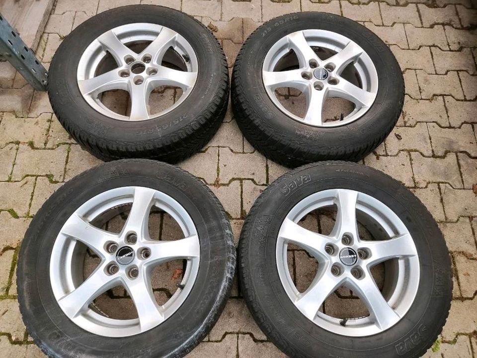 Winterräder Ford Kuga Borbet F 6,5x16 ET50 215/65 R16 mit ABE in Hilden