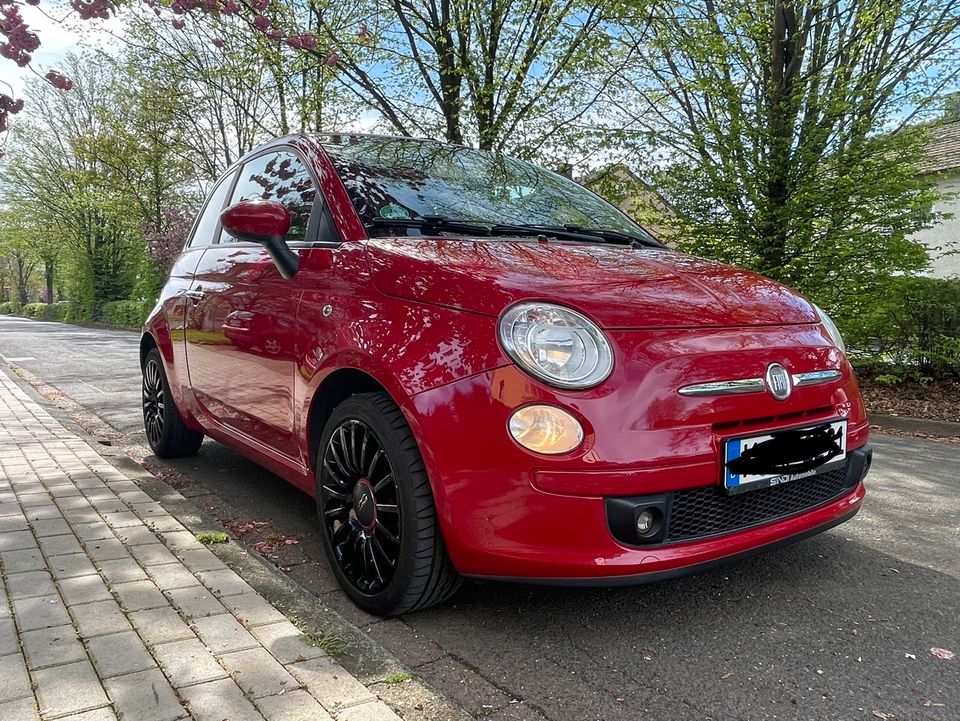 Fiat 500 Schräghecklimousine Sport 1.4 16V 101 PS rot in Troisdorf