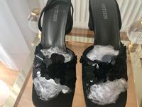 Damenschuhe Gr. 40 Venturini schwarz mit Applikationen München - Moosach Vorschau