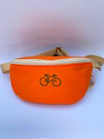 Bauchtasche Crossbody Bag orange Fahrrad handgemacht unikat Nordrhein-Westfalen - Sundern (Sauerland) Vorschau