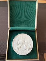 DDR Medaille Meissner Porzellan - Jagd Berlin - Biesdorf Vorschau