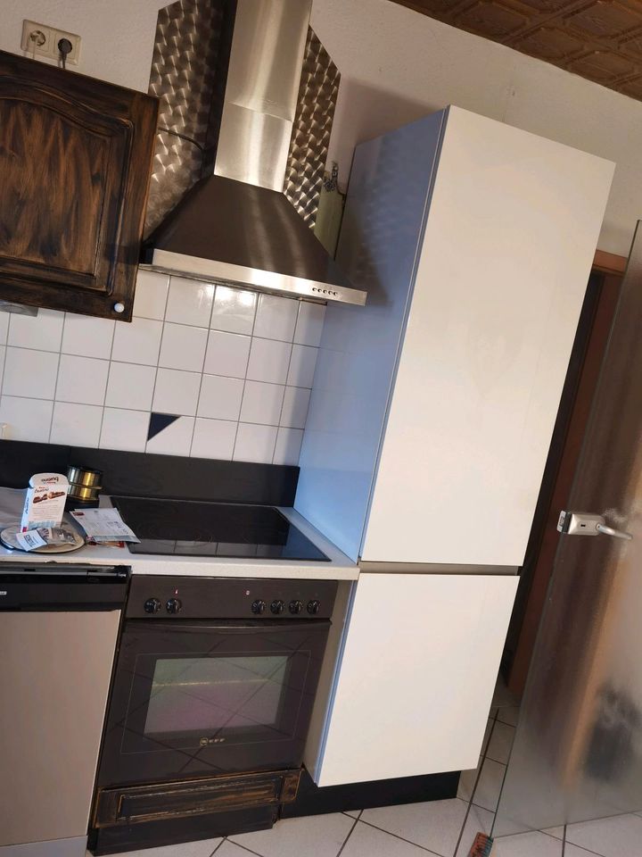 Einbauküche - Winkelküche-Zeile - Küchenzeile in Neuwied