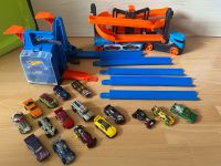 Hot Wheels Spielzeug-Auto City Mega Action Transporter Nordrhein-Westfalen - Geldern Vorschau