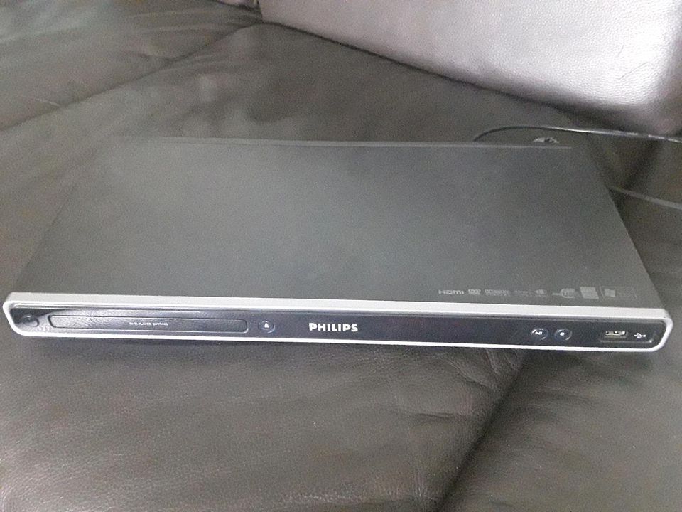 Philips DVD Player HDMI DVP5990/12 in Mülheim (Ruhr)