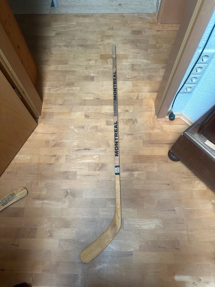 Eishockey Schläger Montreal 60er Jahre Made in Finnland in Wetter (Ruhr)