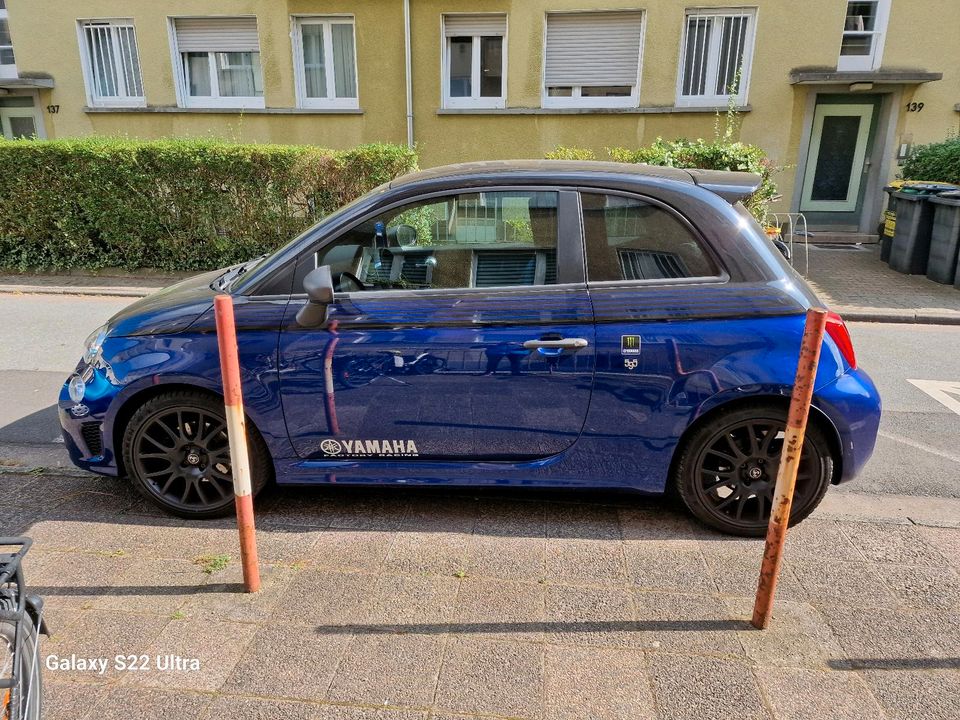 Abarth 595 monster energy yamaha in Offenbach