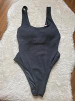*NEU* Hunkemöller Badeanzug schwarz Gr.36 Niedersachsen - Wolfsburg Vorschau