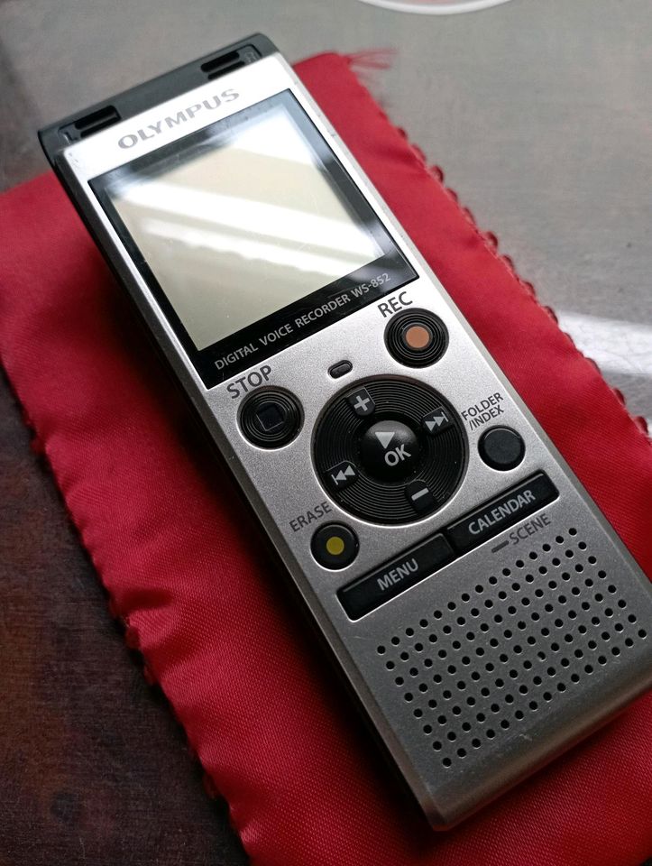 OLYMPUS VOICE RECORDER WS 852 DIKTIERGERÄT DIGITAL USB SD KARTE in Ascheberg