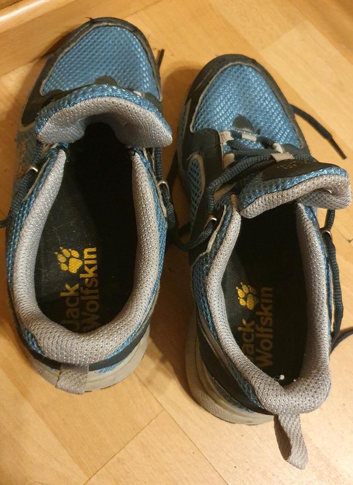 Jack Wolfskin Schuhe Gr. 38 7 blau Sportschuhe in Rostock