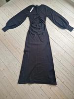 ASOS Edition Maxikleid schwarz NEU mit Etikett Gr. S Köln - Ehrenfeld Vorschau