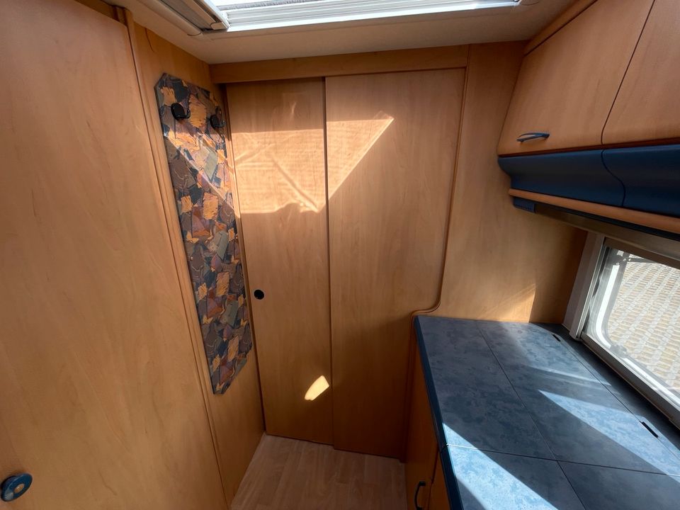 Wohnwagen Hobby DeLuxe 495 UK Etagenbett 6 Schlafplätze ZGG 1500 in Markranstädt