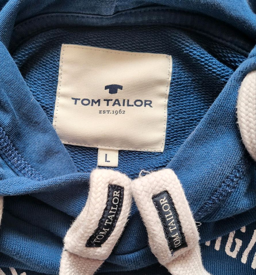 Hoodies Gr. L 7 Stück ADIDAS, Tom Tailor, Nike, Champion in Zeitz