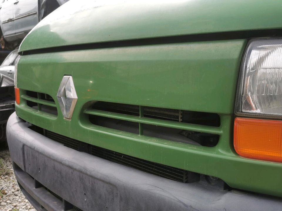 Renault Master II 2 - Motorhaube Kühlergrill in Lippstadt