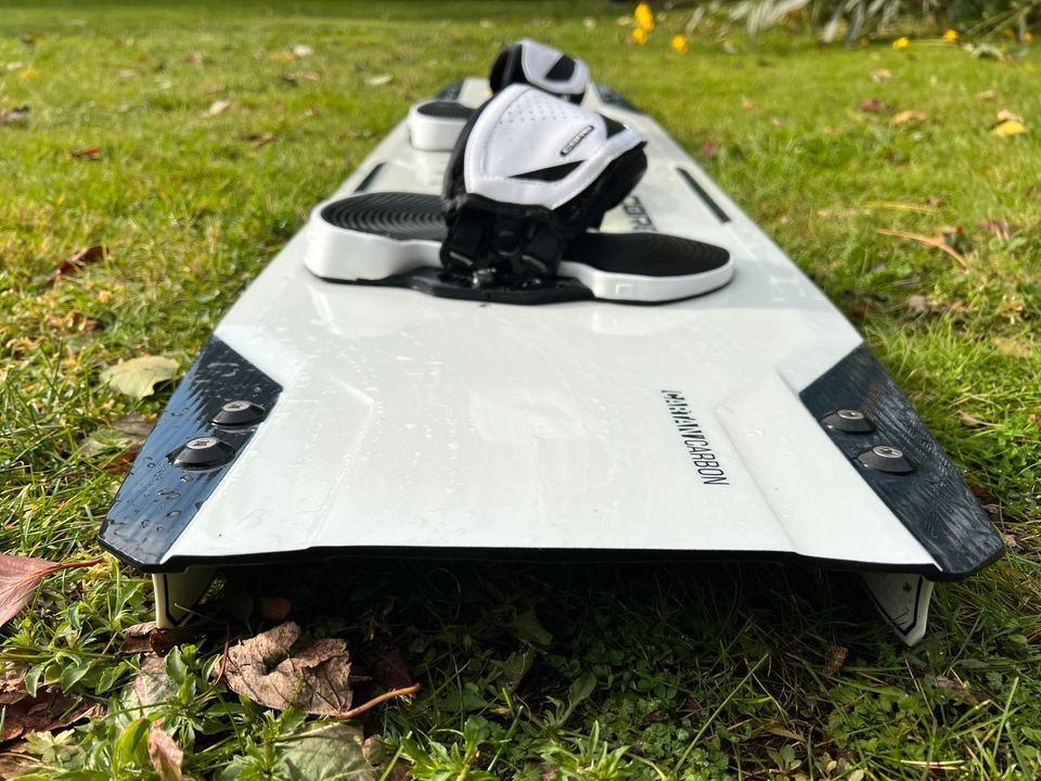 Core Fusion 5 Kiteboard Twintip 137x41cm - top Zustand in Scharbeutz