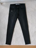 Q/S S. Oliver Sadie superslim fit Jeans schwarz W34/L30 Niedersachsen - Sarstedt Vorschau